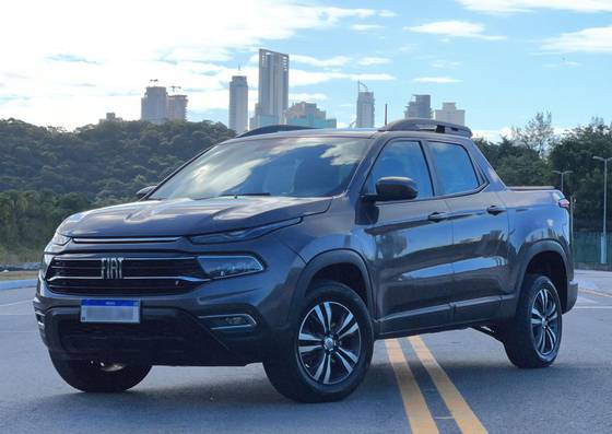 FIAT TORO 1.3 TURBO 270 FLEX FREEDOM AT6 FIAT TORO 1.3 TURBO 270 FLEX FREEDOM AT6